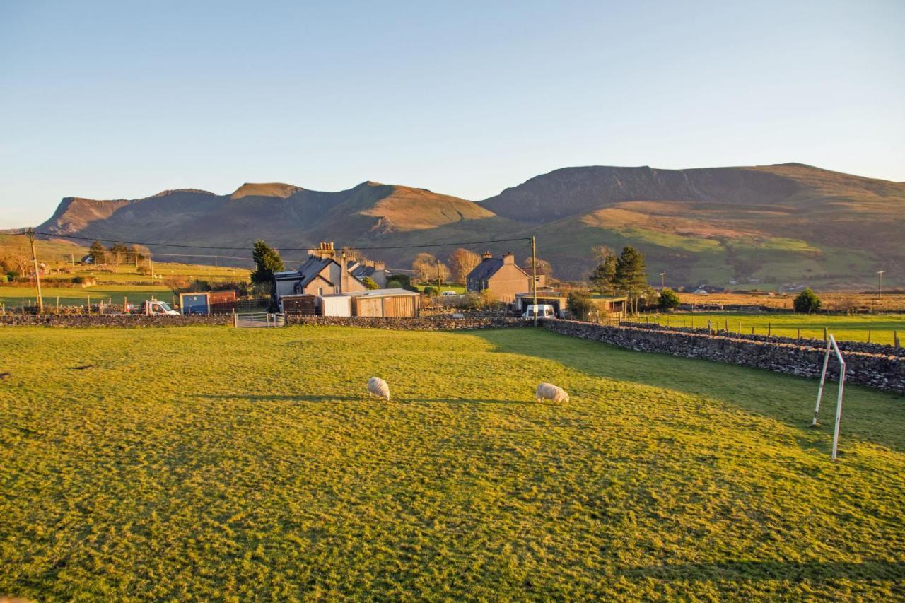 Canolfan Y Fron Nantlle Экстерьер фото