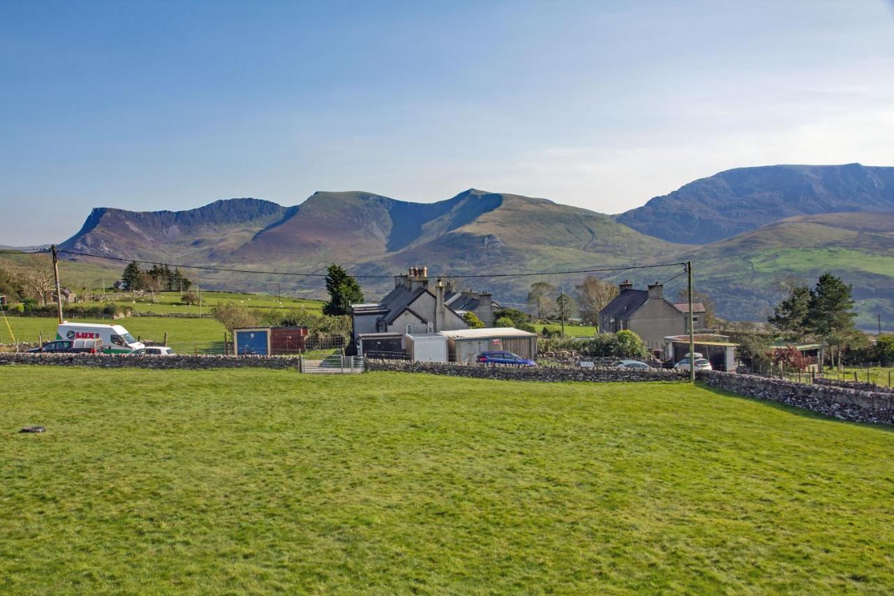 Canolfan Y Fron Nantlle Экстерьер фото