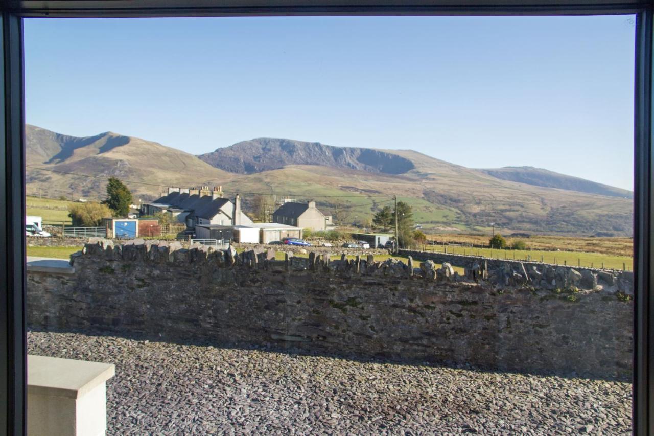 Canolfan Y Fron Nantlle Экстерьер фото