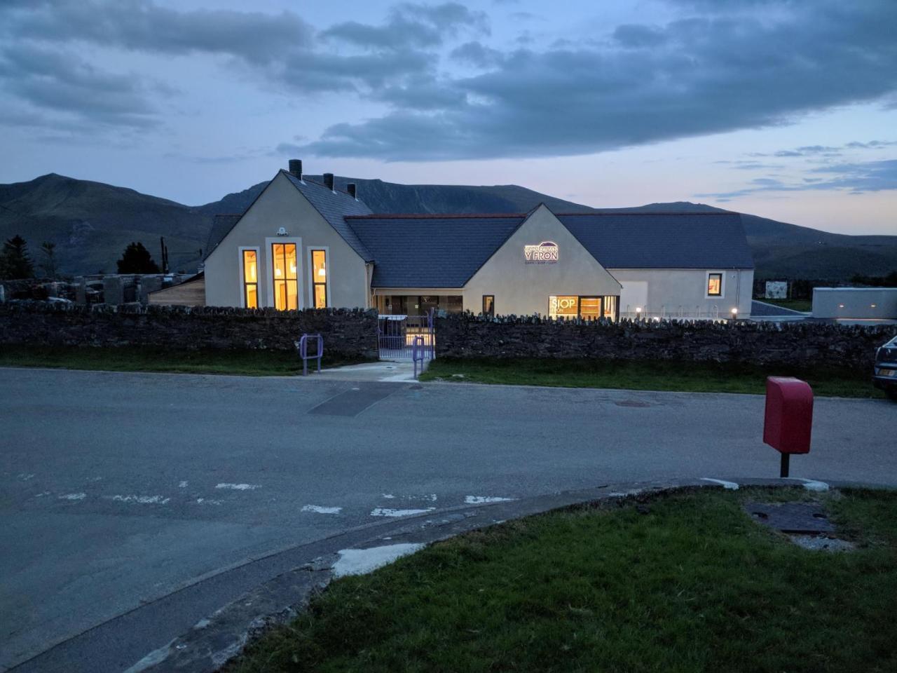 Canolfan Y Fron Nantlle Экстерьер фото